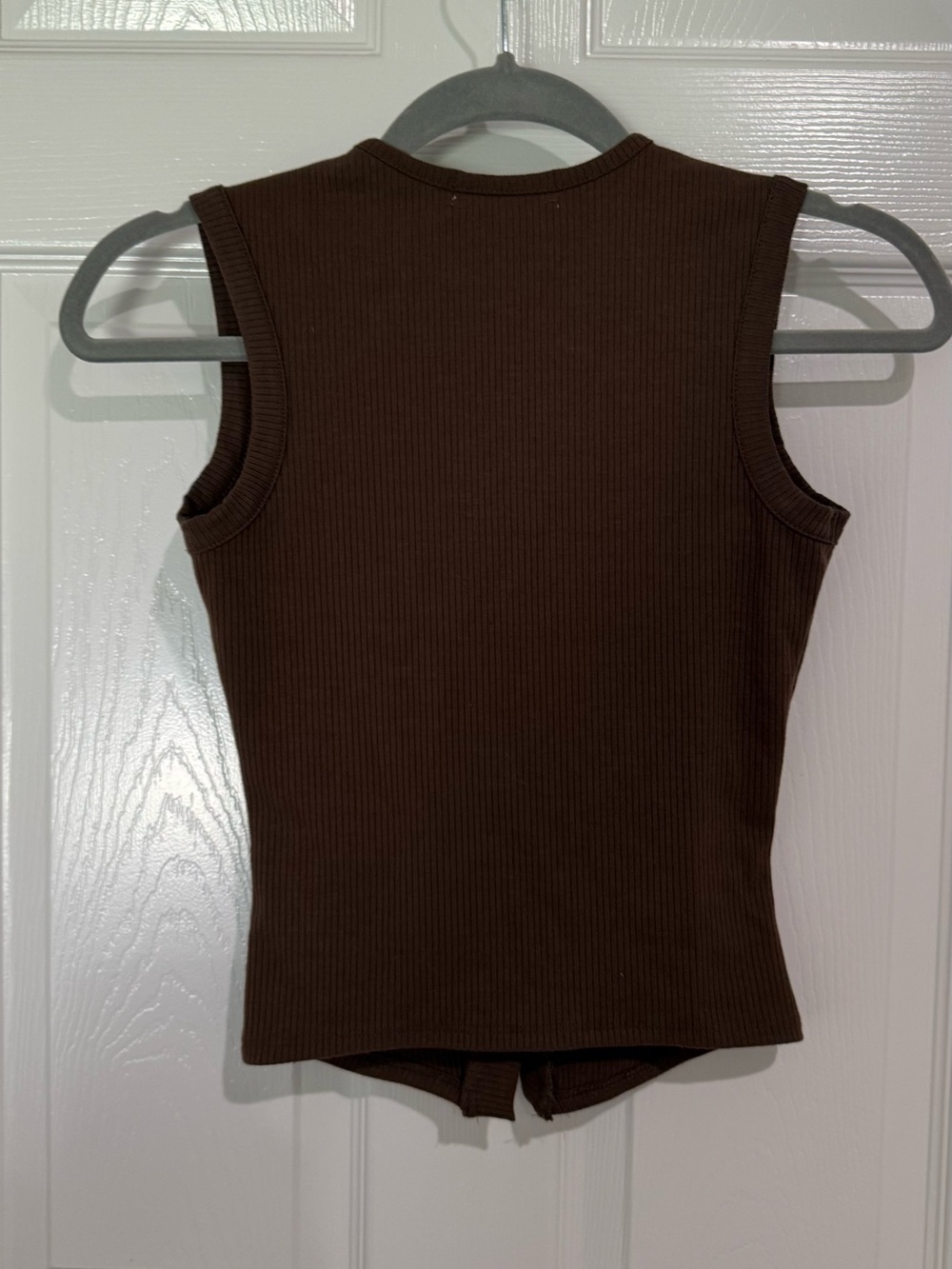 Brown Ribbed Button-Front Tank - Picture 2 of 4